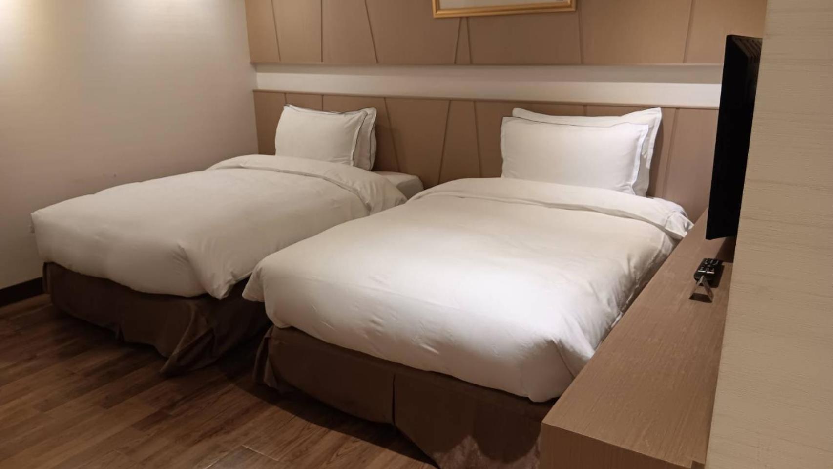 Jai Chateau Hotels & Hostels Tainan Buitenkant foto