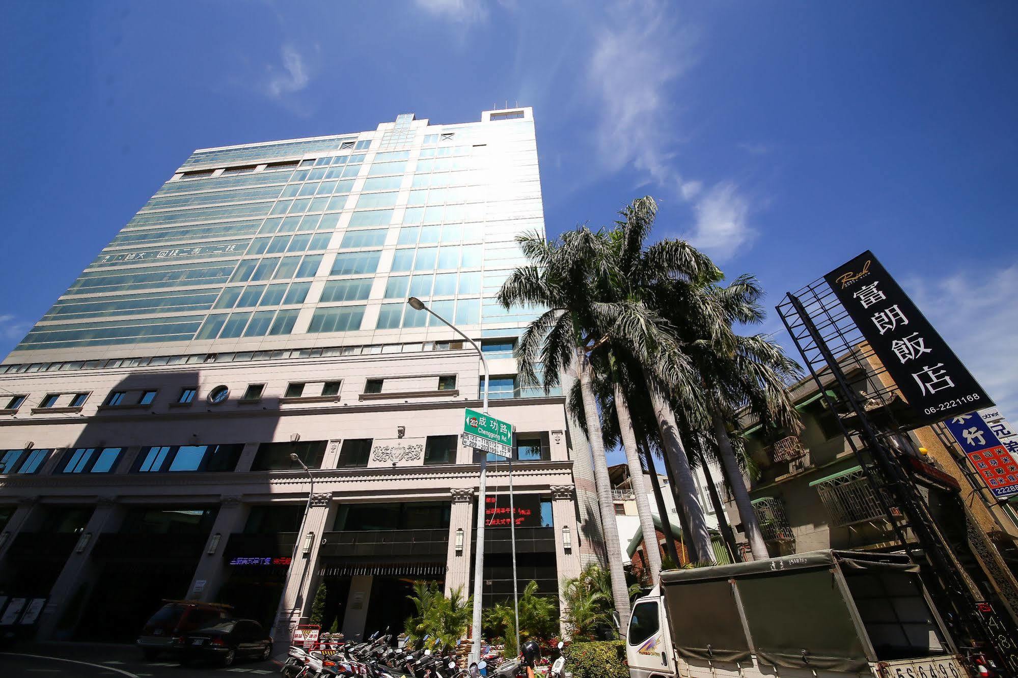 Jai Chateau Hotels & Hostels Tainan Buitenkant foto